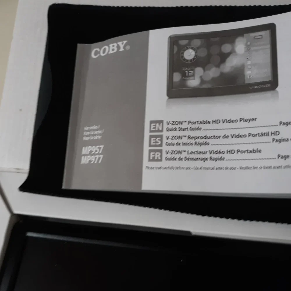 COBY PORTABLE HD VIDEO PLAYER